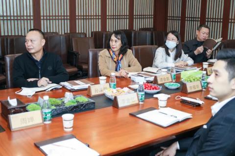 罗湖区人大常委副主任谭会茹一行莅临征途国际调研